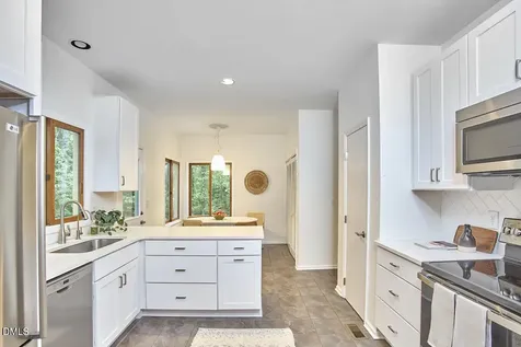 1311 Tallyho Trail Chapel Hill NC 27516