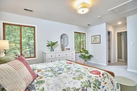 1311 Tallyho Trail Chapel Hill NC 27516