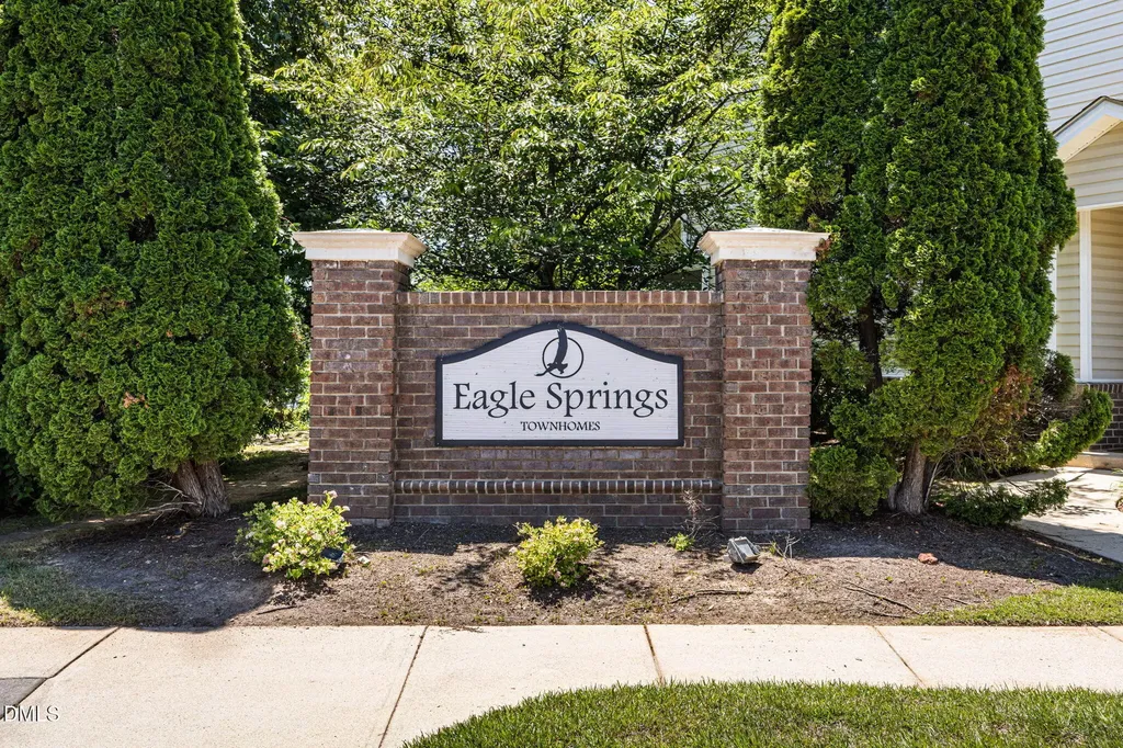 379 E Willhaven Drive Fuquay Varina NC 27526