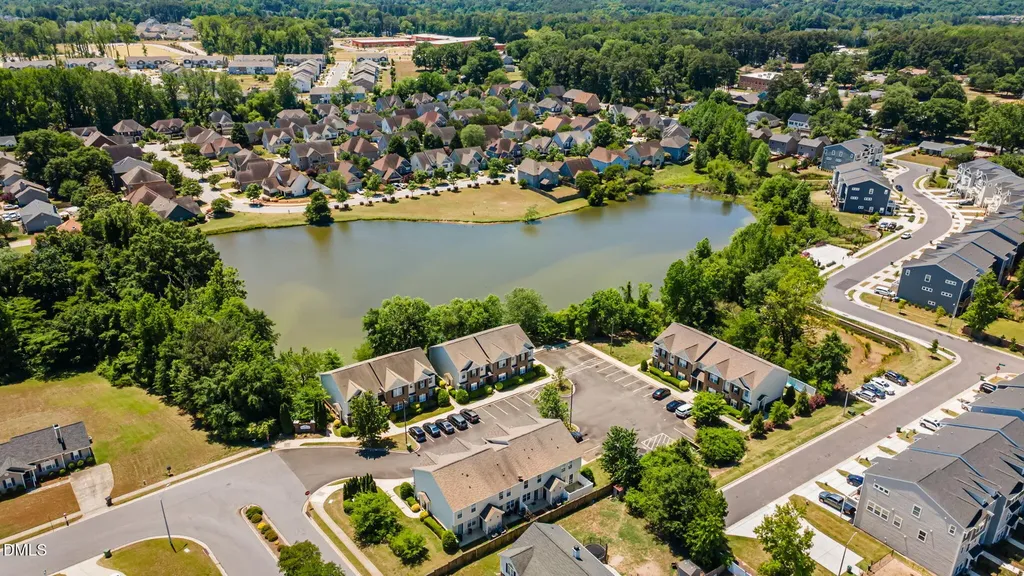 379 E Willhaven Drive Fuquay Varina NC 27526