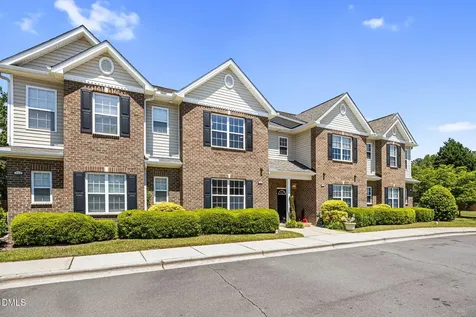 379 E Willhaven Drive Fuquay Varina NC 27526