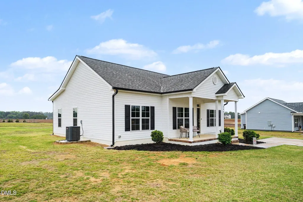 996 Red Hill Church Road Dunn NC 28334