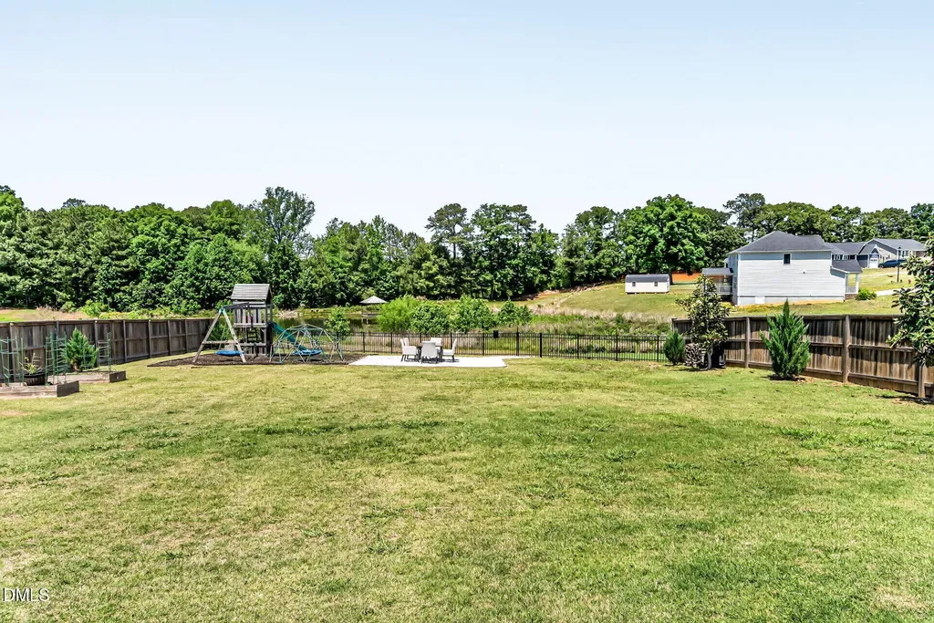434 Windy Farm Drive Fuquay Varina NC 27526