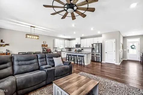 434 Windy Farm Drive Fuquay Varina NC 27526
