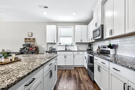 434 Windy Farm Drive Fuquay Varina NC 27526