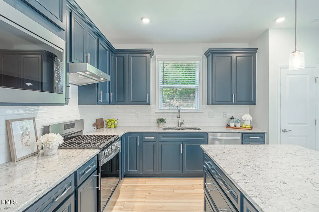 8208 White Star Drive Fuquay Varina NC 27526