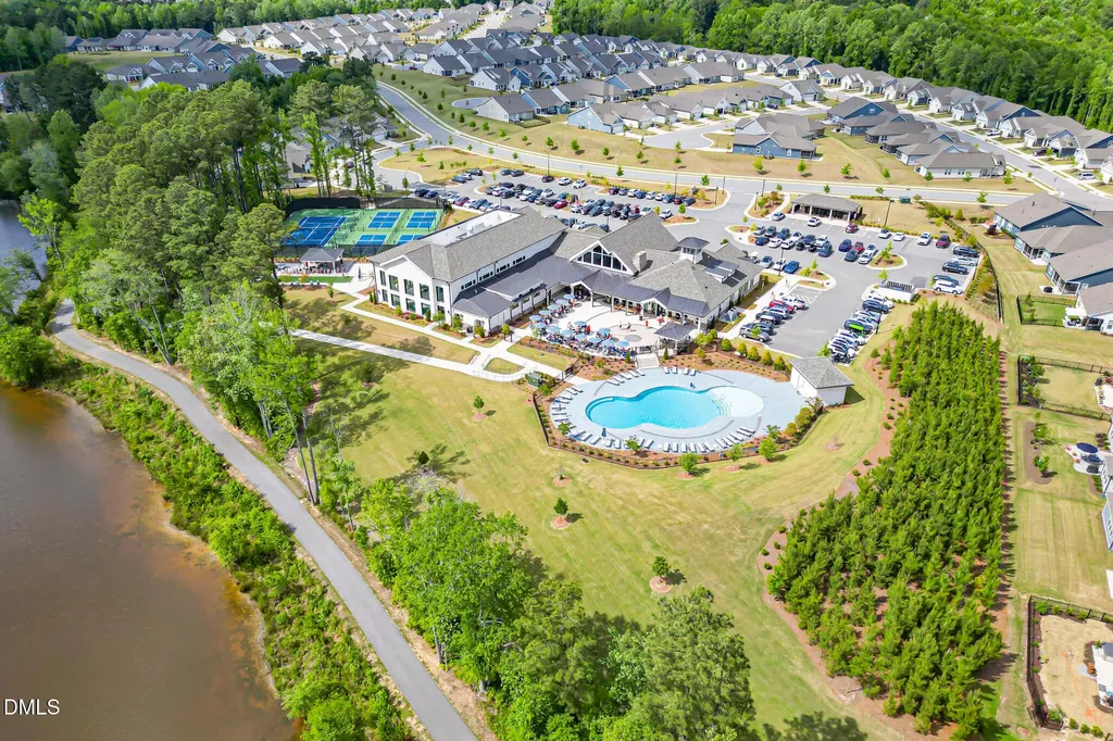 8208 White Star Drive Fuquay Varina NC 27526