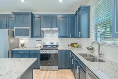 8208 White Star Drive Fuquay Varina NC 27526