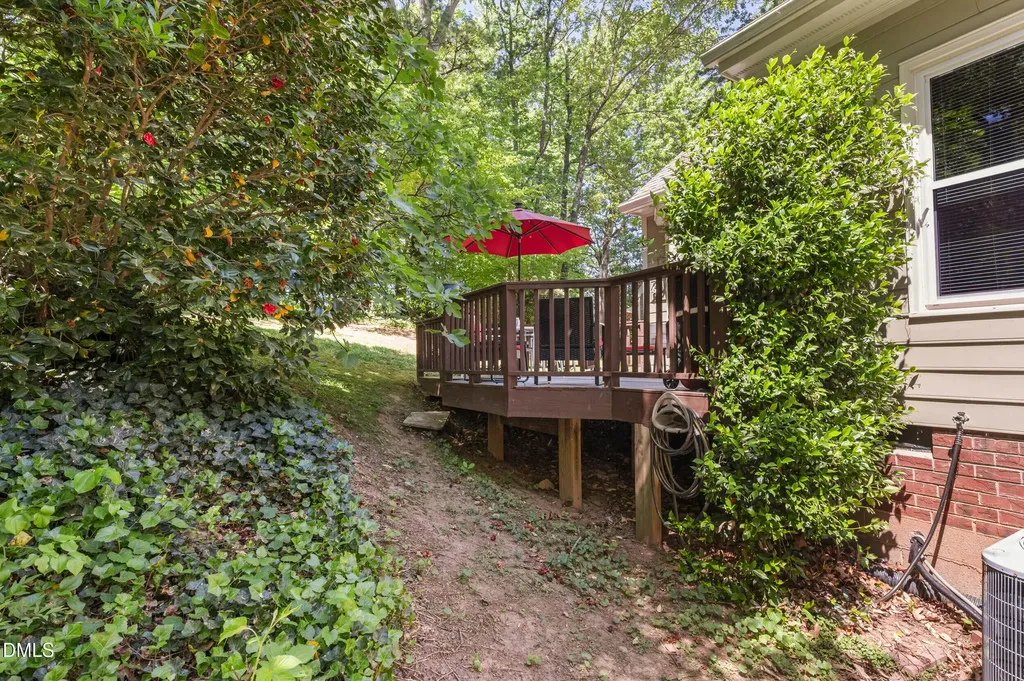 1407 Traherne Drive Raleigh NC 27612