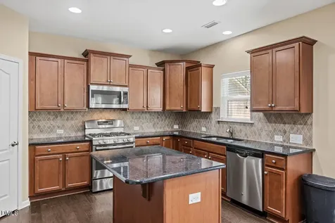 6 Crawford Court Durham NC 27703