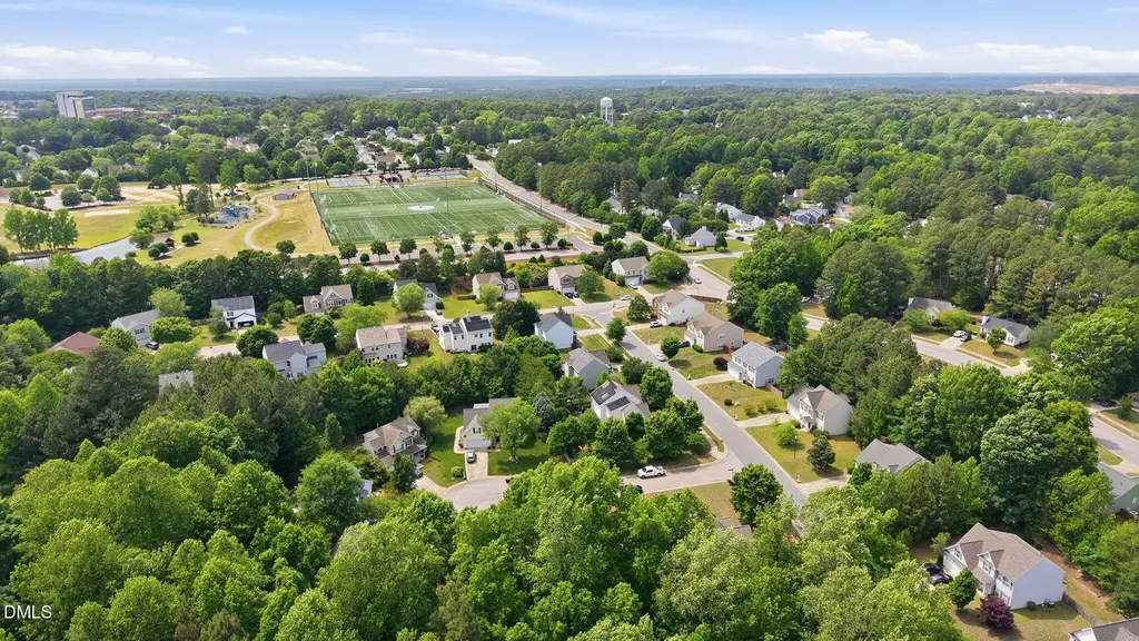 105 Little Meadow Court Holly Springs NC 27540