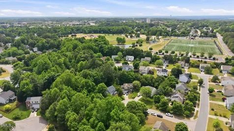 105 Little Meadow Court Holly Springs NC 27540