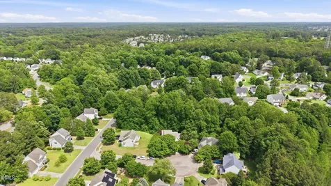 105 Little Meadow Court Holly Springs NC 27540