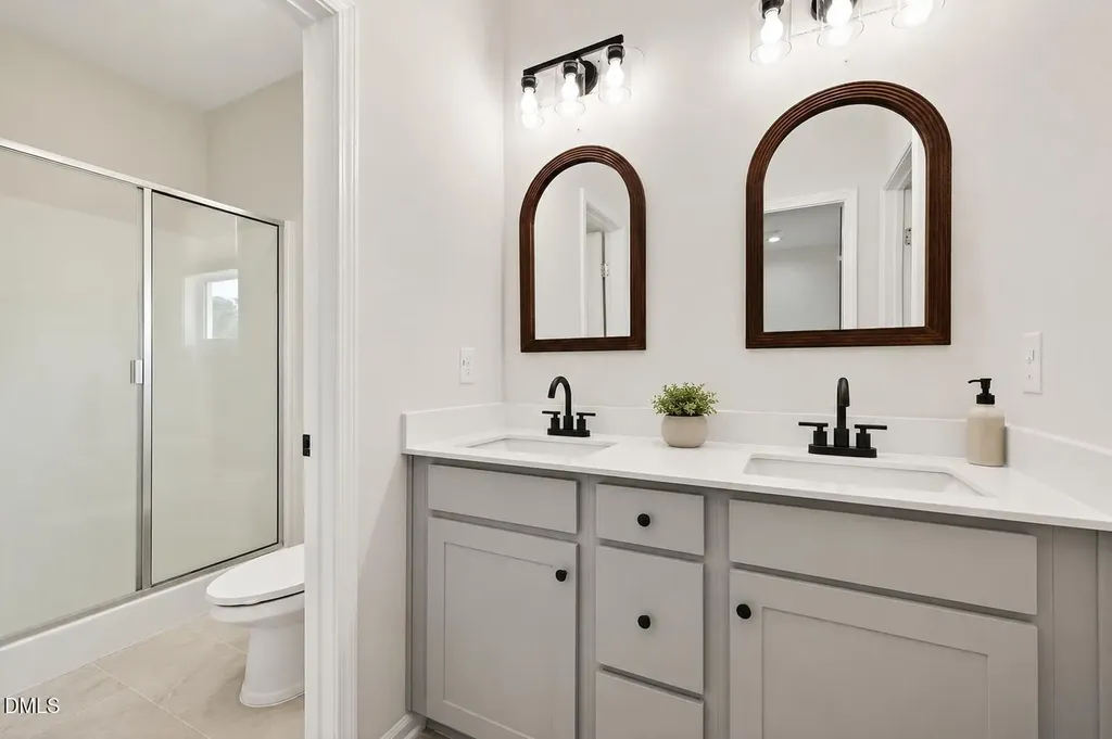 57 Overdrift Court Selma NC 27576