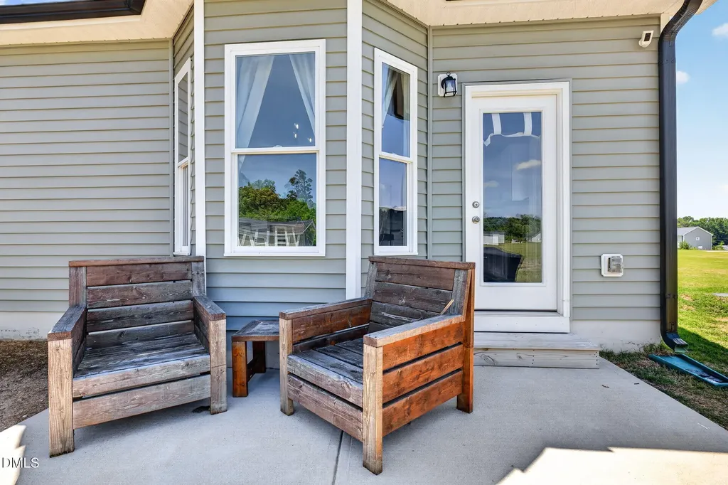 57 Overdrift Court Selma NC 27576