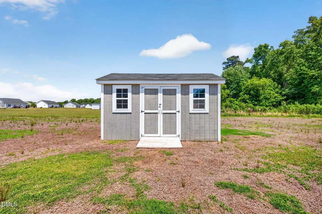 57 Overdrift Court Selma NC 27576