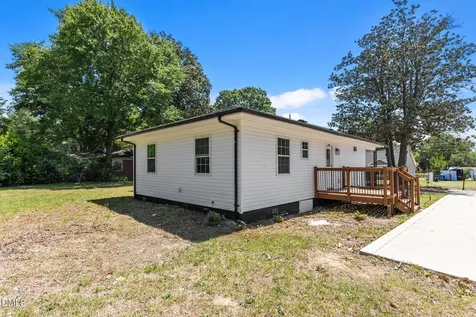 5318 Dairy Drive Fayetteville NC 28304