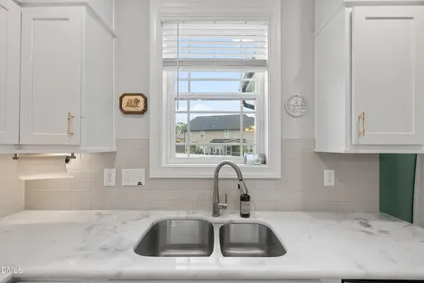 41 Lockhaven Drive Garner NC 27529