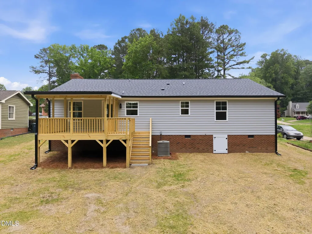 1504 Woods Creek Drive Garner NC 27529