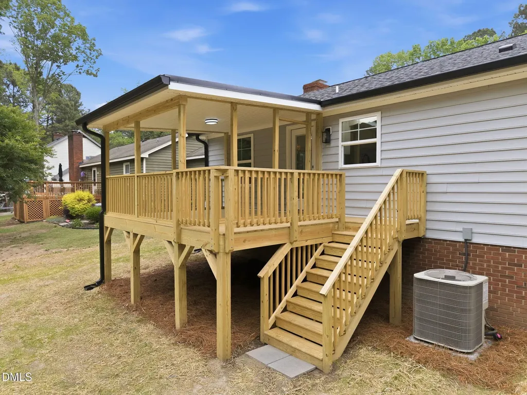 1504 Woods Creek Drive Garner NC 27529