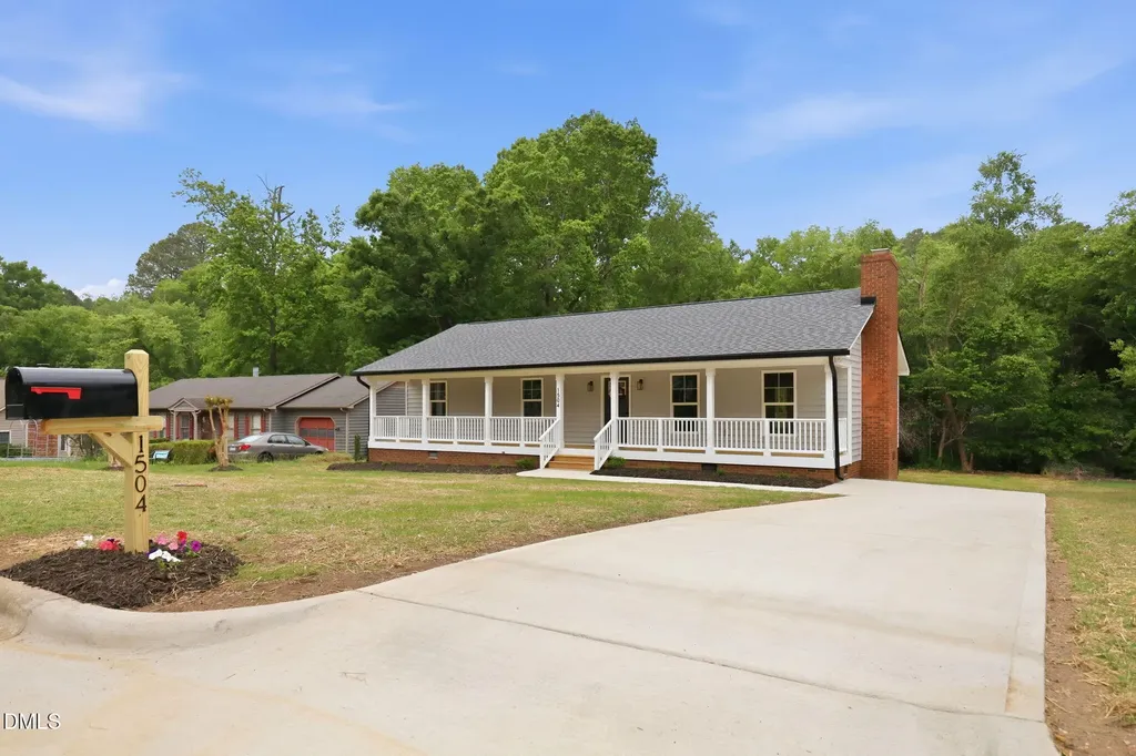 1504 Woods Creek Drive Garner NC 27529