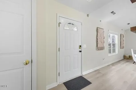 158 Westmont Drive Winston-salem NC 27104