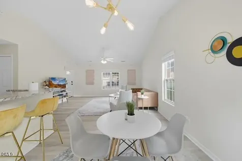158 Westmont Drive Winston-salem NC 27104