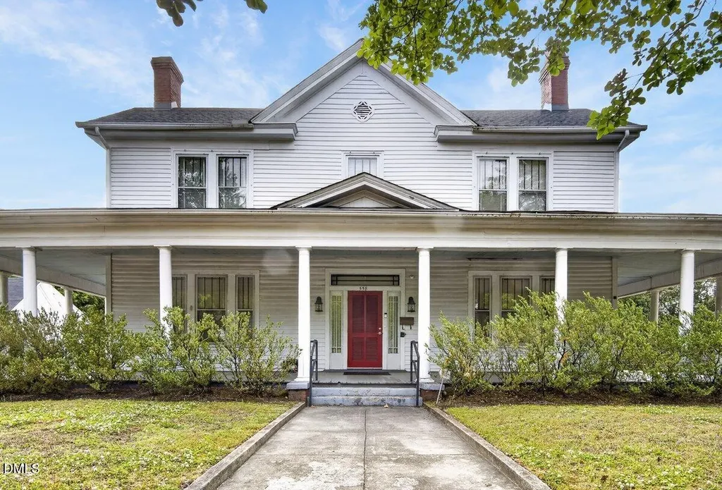 558 Rowland Street Henderson NC 27536