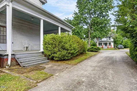 558 Rowland Street Henderson NC 27536