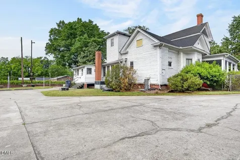 558 Rowland Street Henderson NC 27536