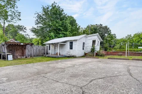 558 Rowland Street Henderson NC 27536