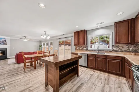 117 Oakchest Court Durham NC 27703