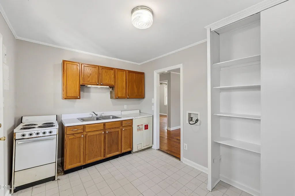 2324 Bernard Street Raleigh NC 27608
