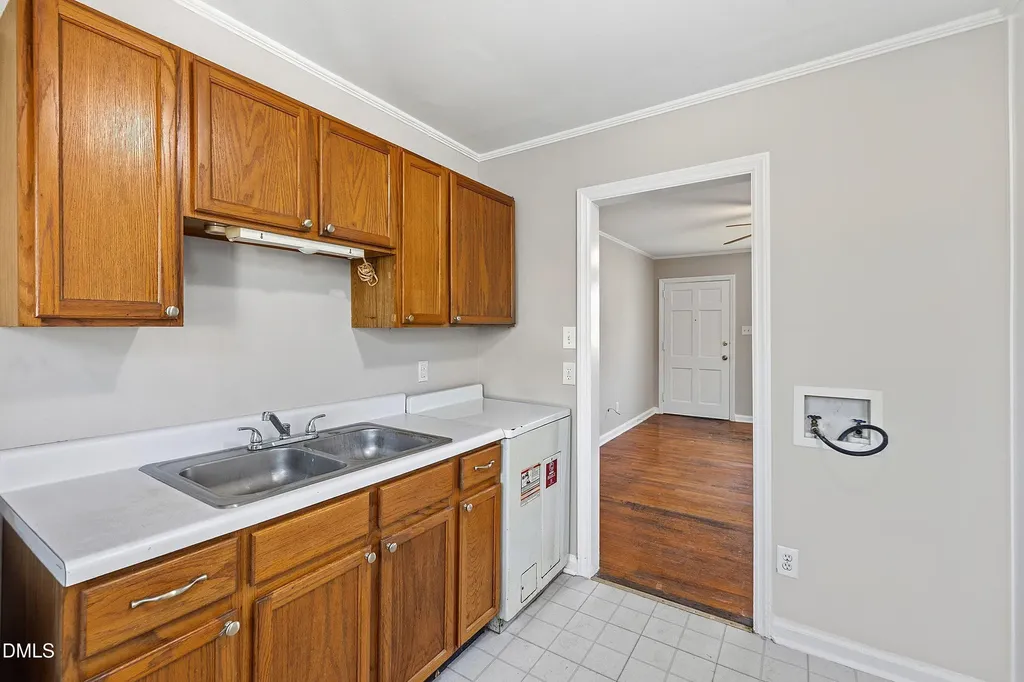 2324 Bernard Street Raleigh NC 27608