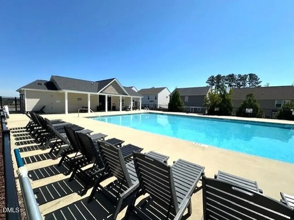 27 Heron Point Way Garner NC 27529