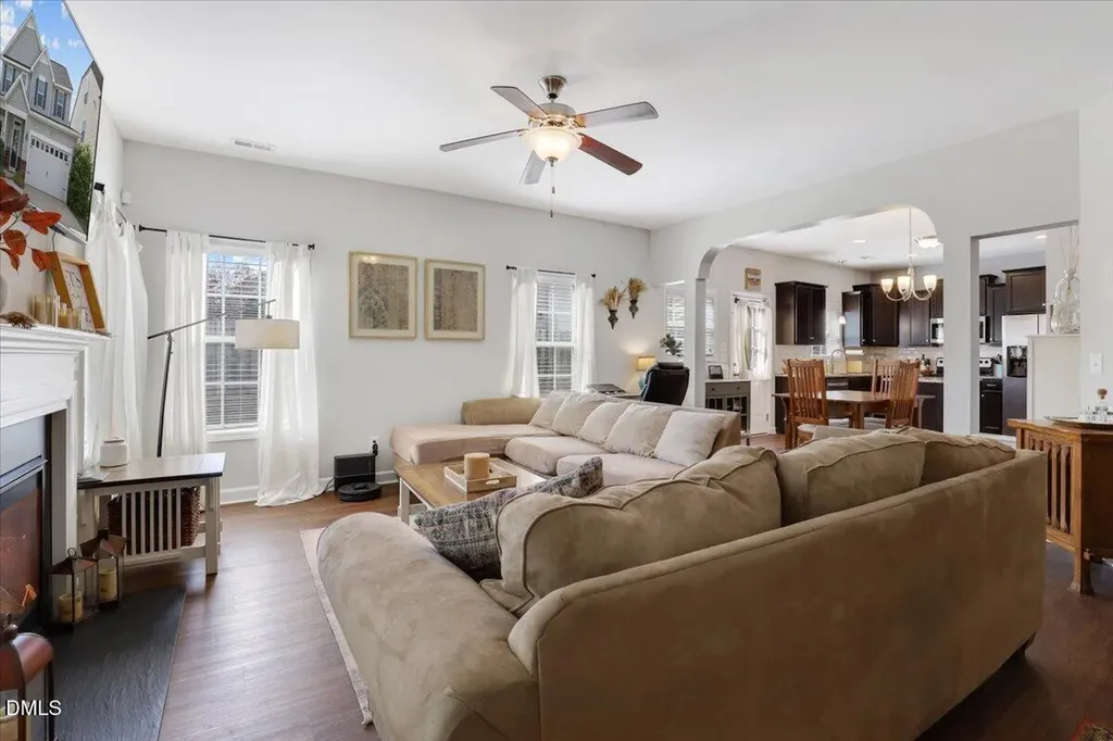 27 Heron Point Way Garner NC 27529