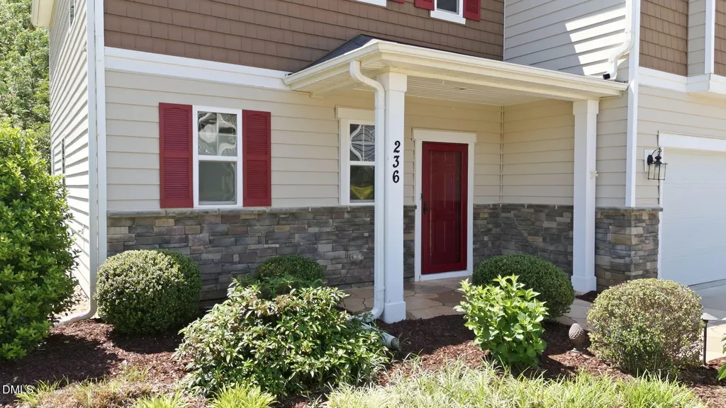 236 Congaree Drive Holly Springs NC 27540