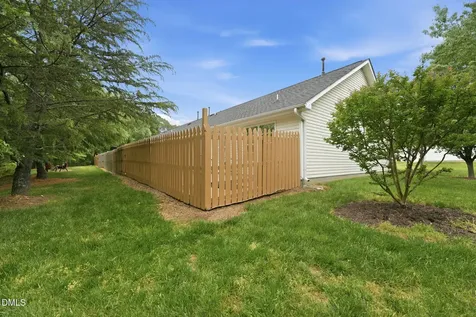 2204 Sweetbay Circle Burlington NC 27215