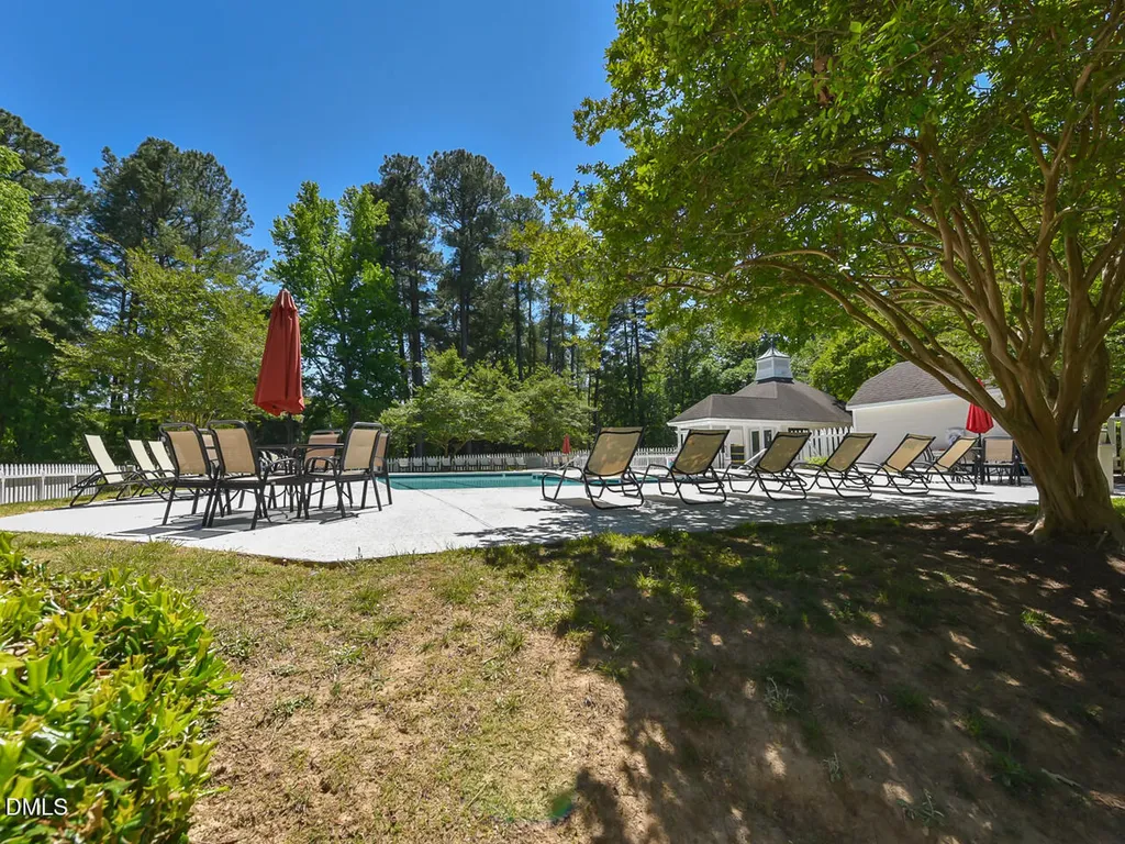 242 Hales Wood Road Chapel Hill NC 27517