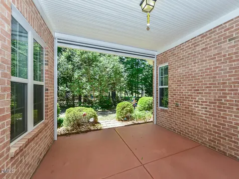 242 Hales Wood Road Chapel Hill NC 27517