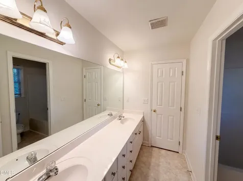 2005 Katesbridge Lane Raleigh NC 27614