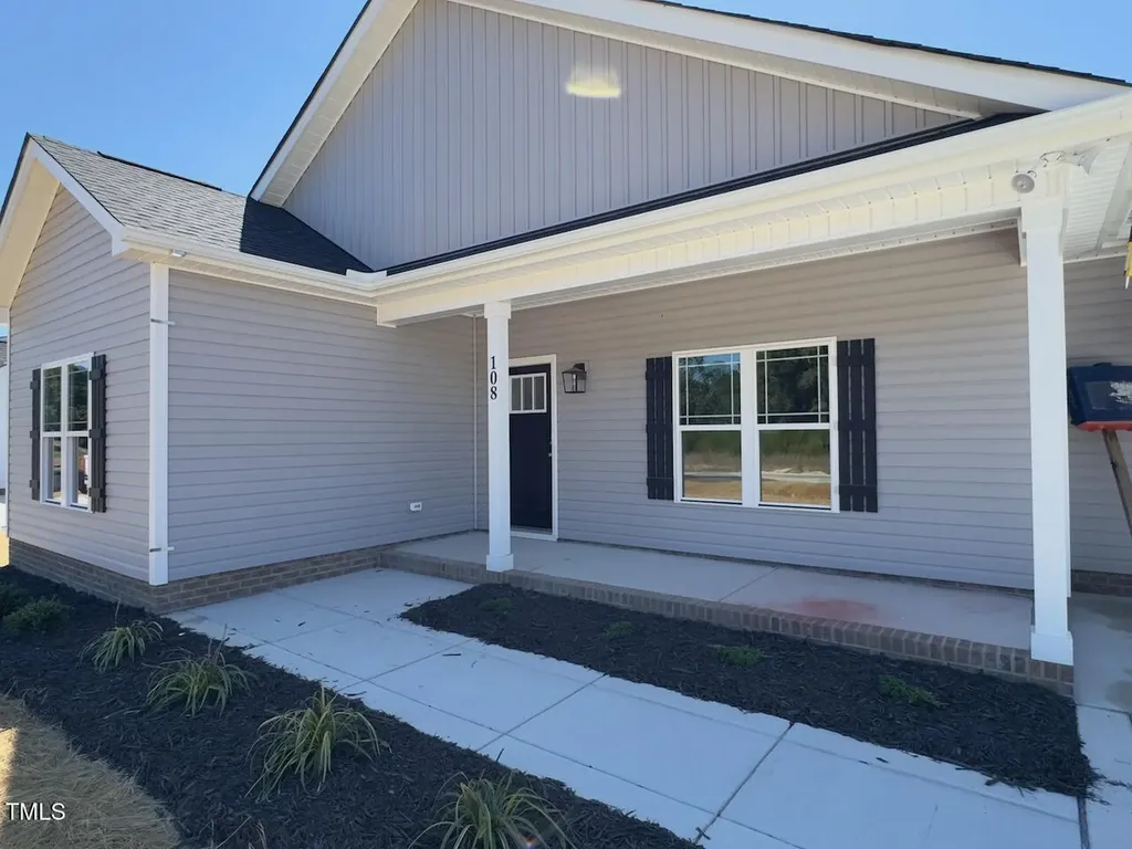 108 Lynn Lane Selma NC 27576