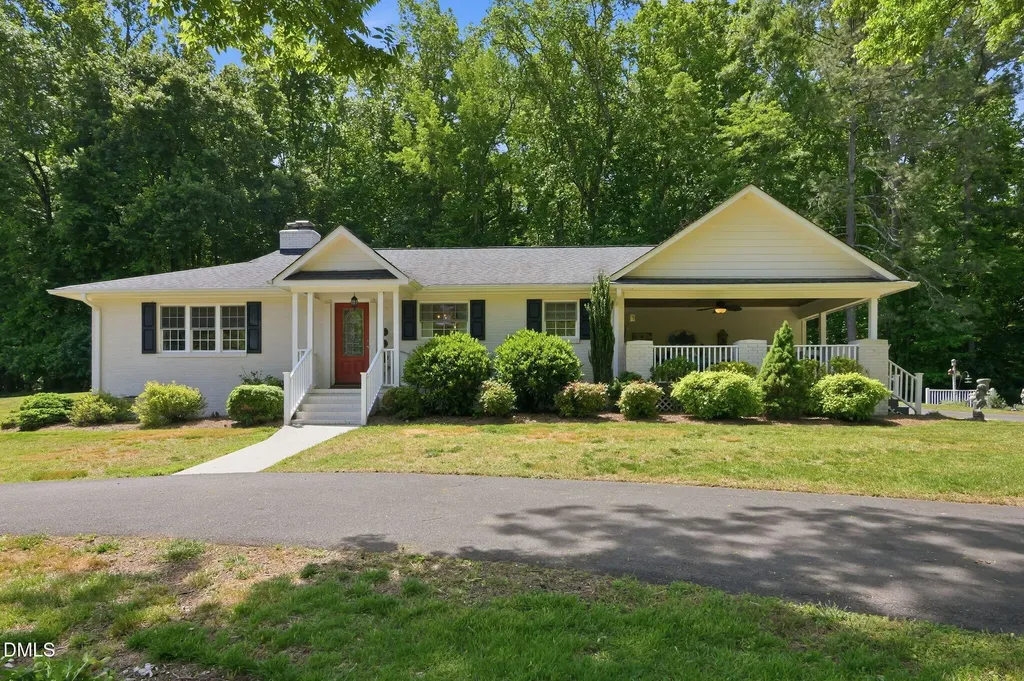 3319 Rigsbee Road N Chapel Hill NC 27514