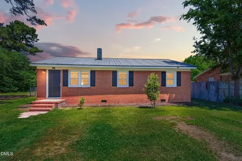 407 E Pearsall Street Dunn NC 28334