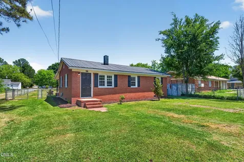 407 E Pearsall Street Dunn NC 28334