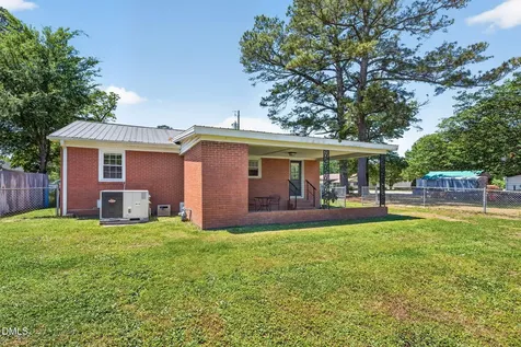 407 E Pearsall Street Dunn NC 28334