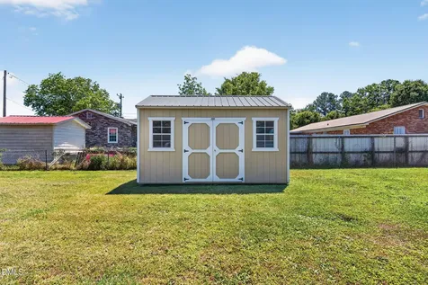 407 E Pearsall Street Dunn NC 28334