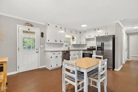 407 E Pearsall Street Dunn NC 28334