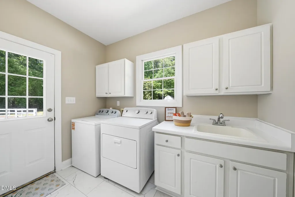 4121 Granite Ridge Trail Raleigh NC 27616