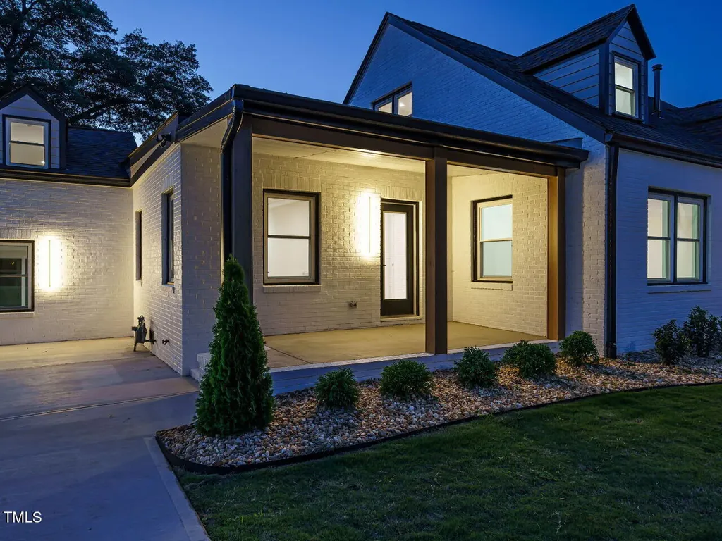 316 Barbour Street Clayton NC 27520